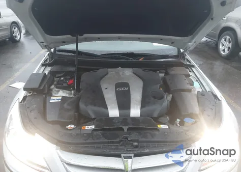 2012 Hyundai Genesis 3.8 z USA, uszkodzony, nr VIN KMHGC4DD3CU167620